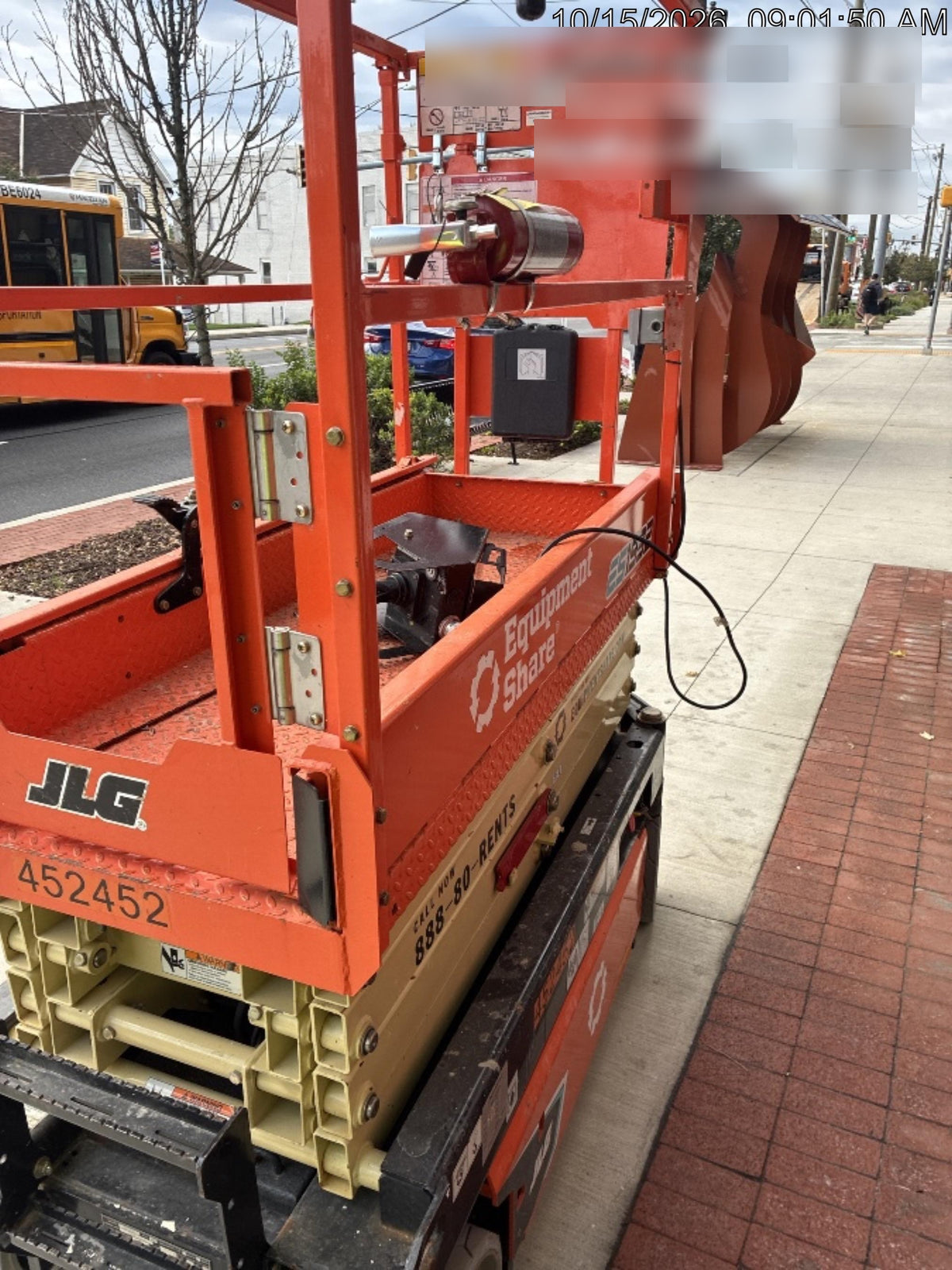 2024 JLG ES1932