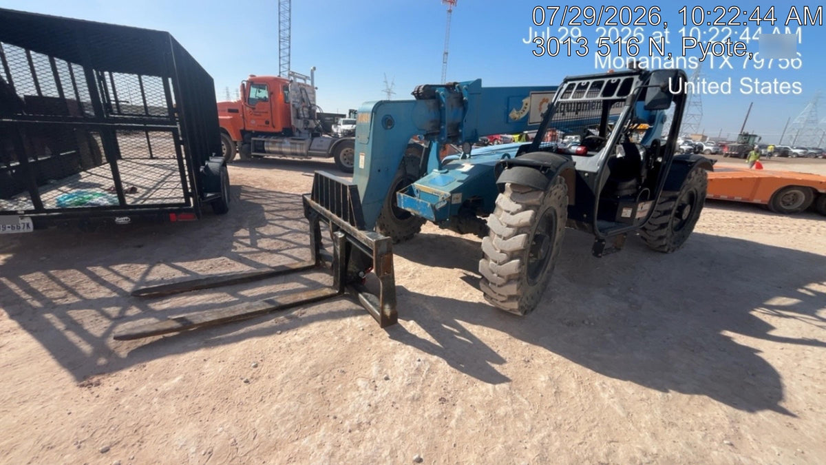 2019 Genie GTH-636 Canopy, Solid RT Tires, LED Work Lights, Beacon 60" QA Carriage, 48" Forks