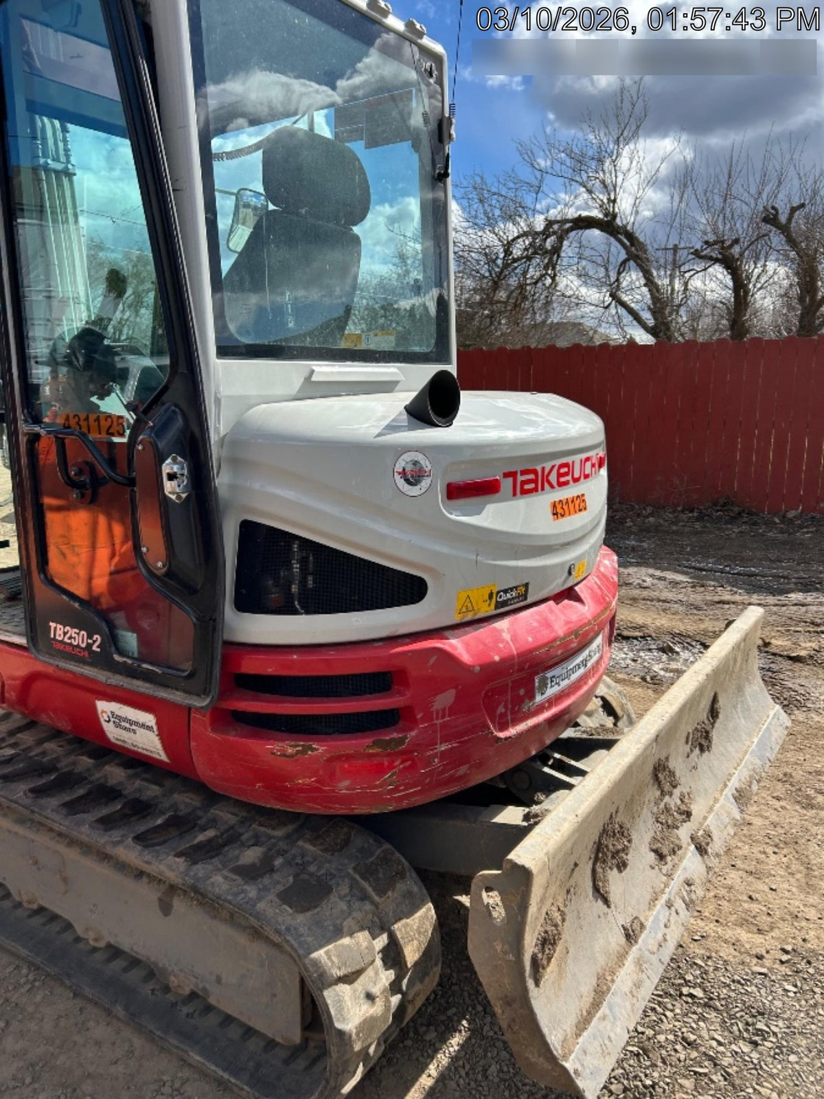 2024 TAKEUCHI TB250-2CR