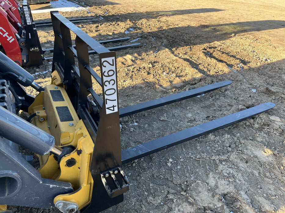 2024 ARROW MATERIAL HANDLING F5100CB - 72"