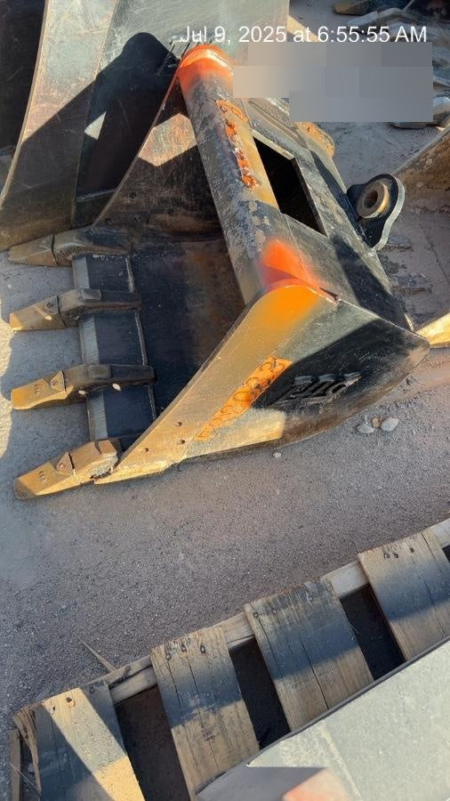 2025 TAG MANUFACTURING 24" Bucket - Mini Excavator 5,000 - 14,000 Lbs