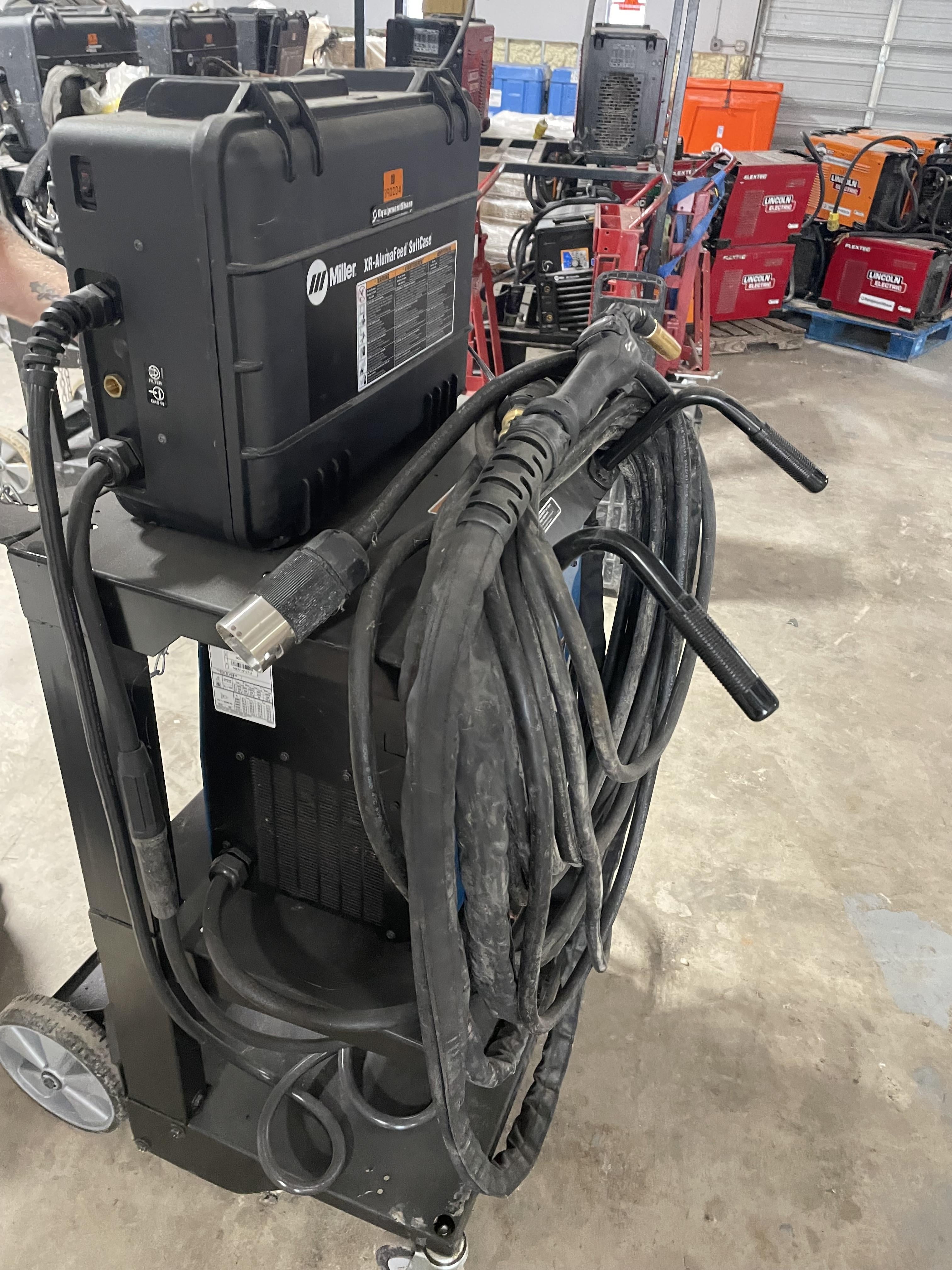 2023 MILLER ELECTRIC XR-AlumaFeed