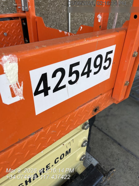 2024 JLG ES1932