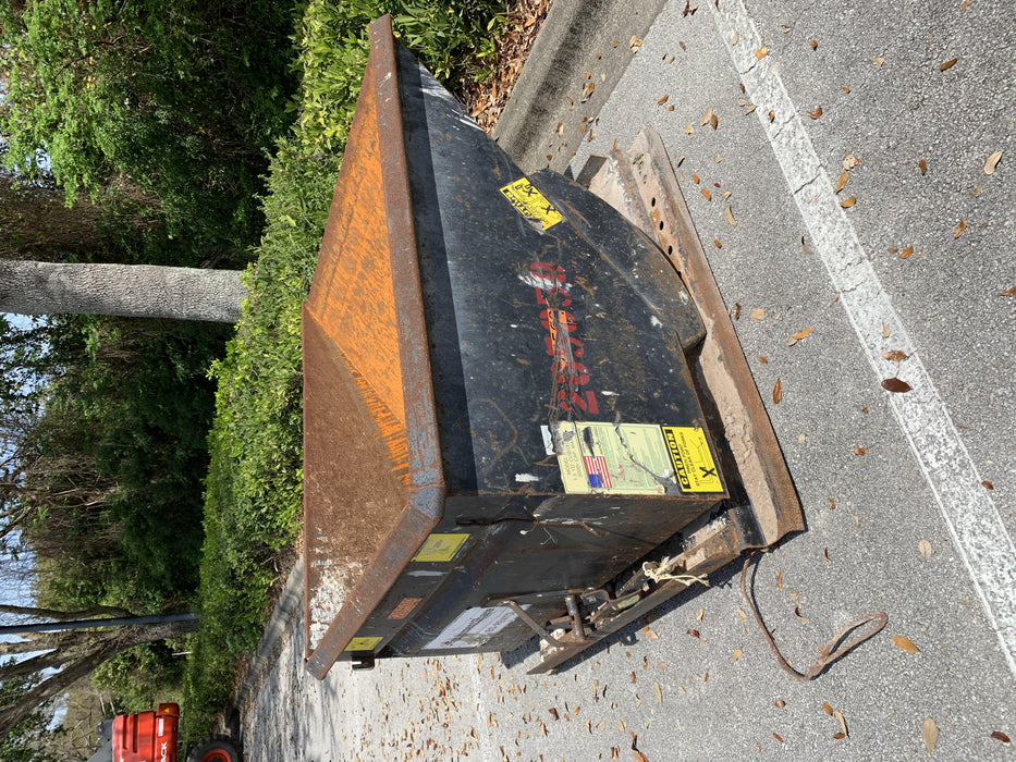 2019 ARROW MATERIAL HANDLING Dump Hopper