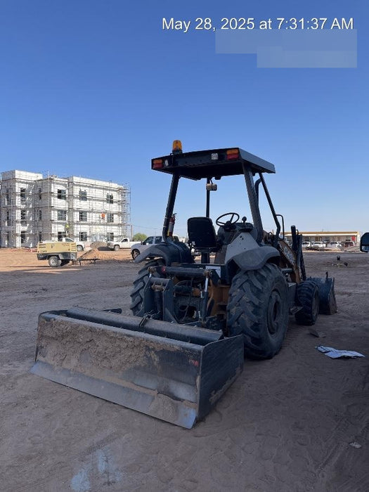 2019 Case 570N EP Canopy, 4WD, GP Front Bucket, Dual Tilt Cylinder, 84" Box Blade w/ Scarifier, Wheel Weights, Beacon