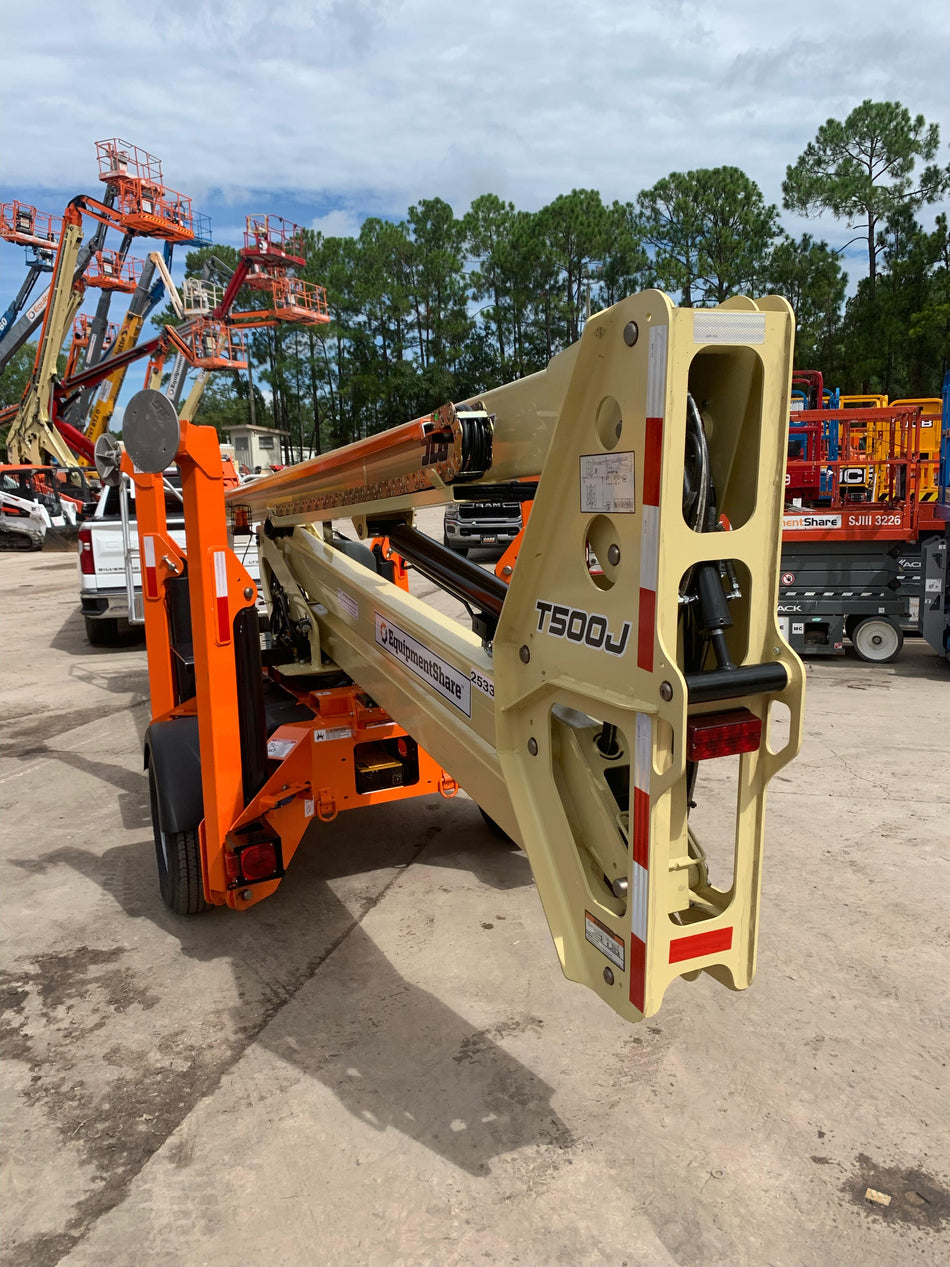 2022 JLG T500J