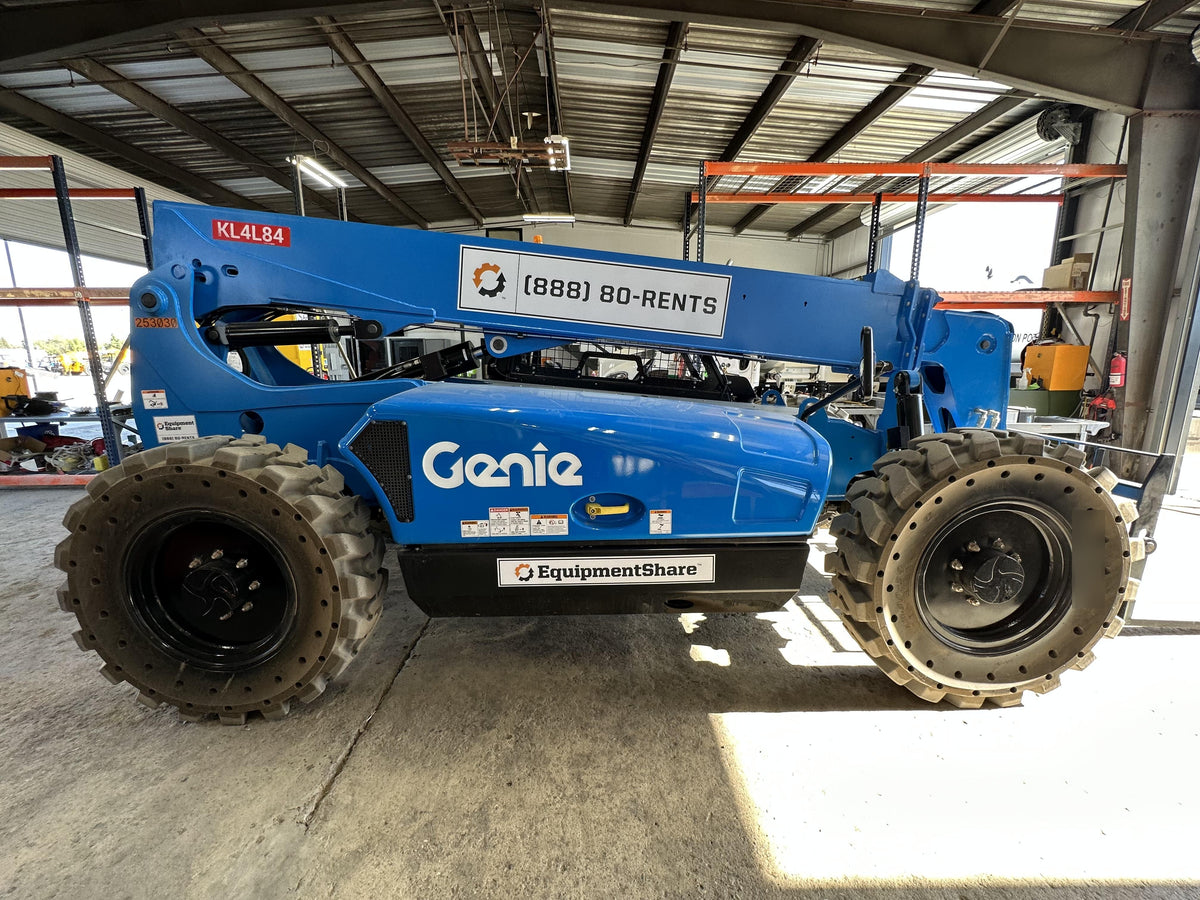 2022 GENIE GTH-636