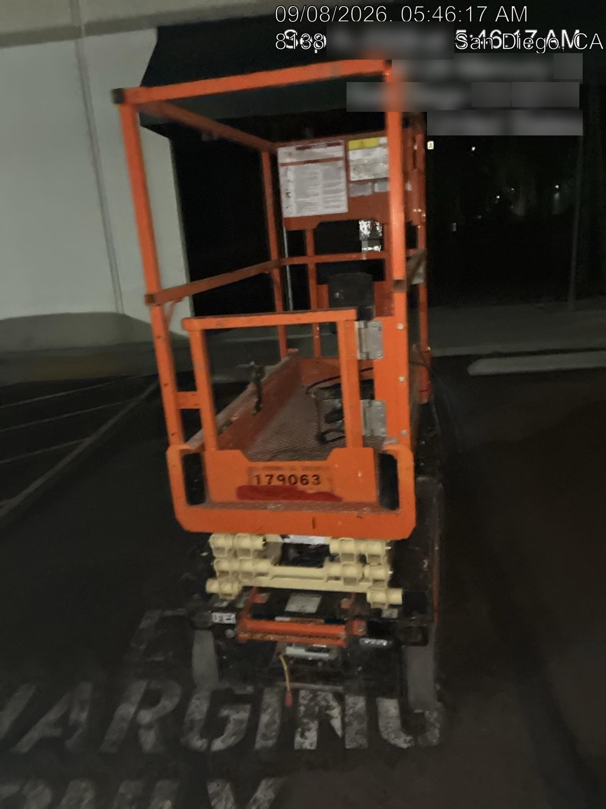 2022 JLG ES1330L