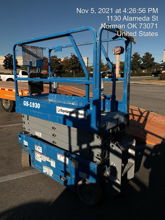 2019 Genie GS-1930 Fixed rails with chain Entry