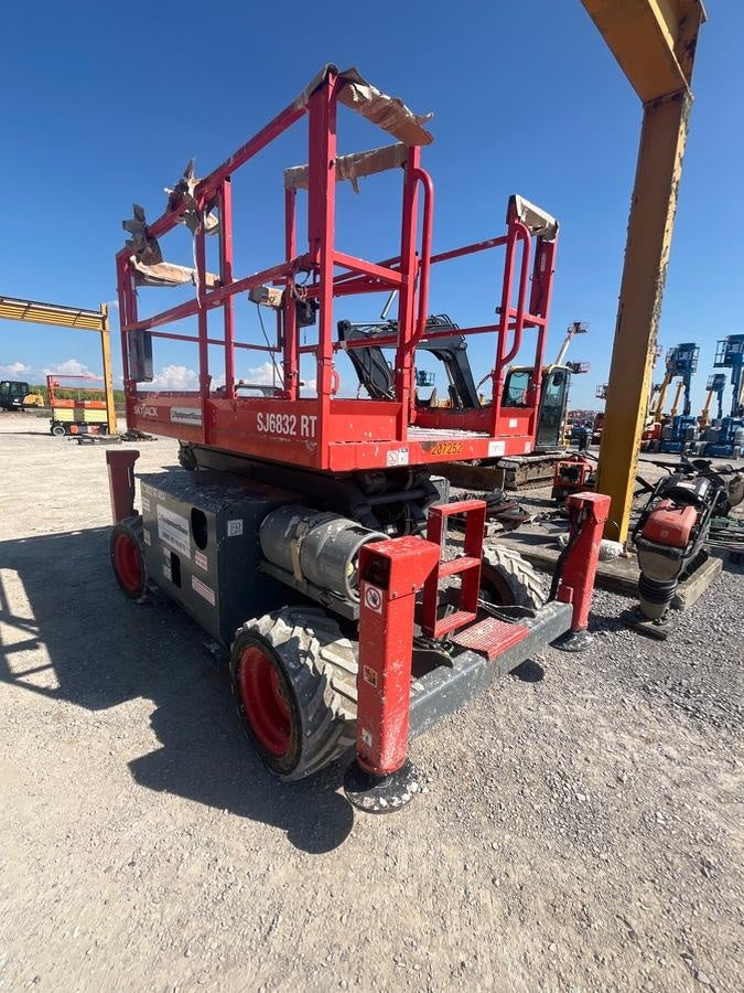 2022 SKYJACK SJ6832 RT