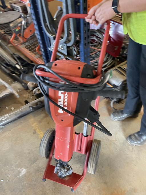 2020 HILTI TE 3000-AVR