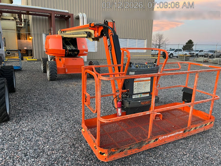 2023 JLG 660SJ