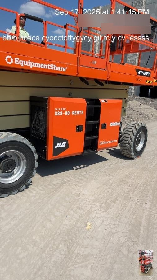 2025 JLG RT4394
