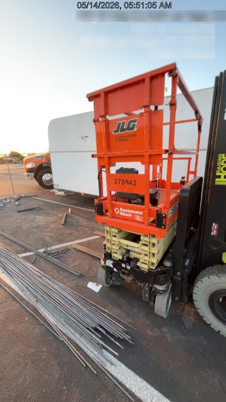 2022 JLG ES1932