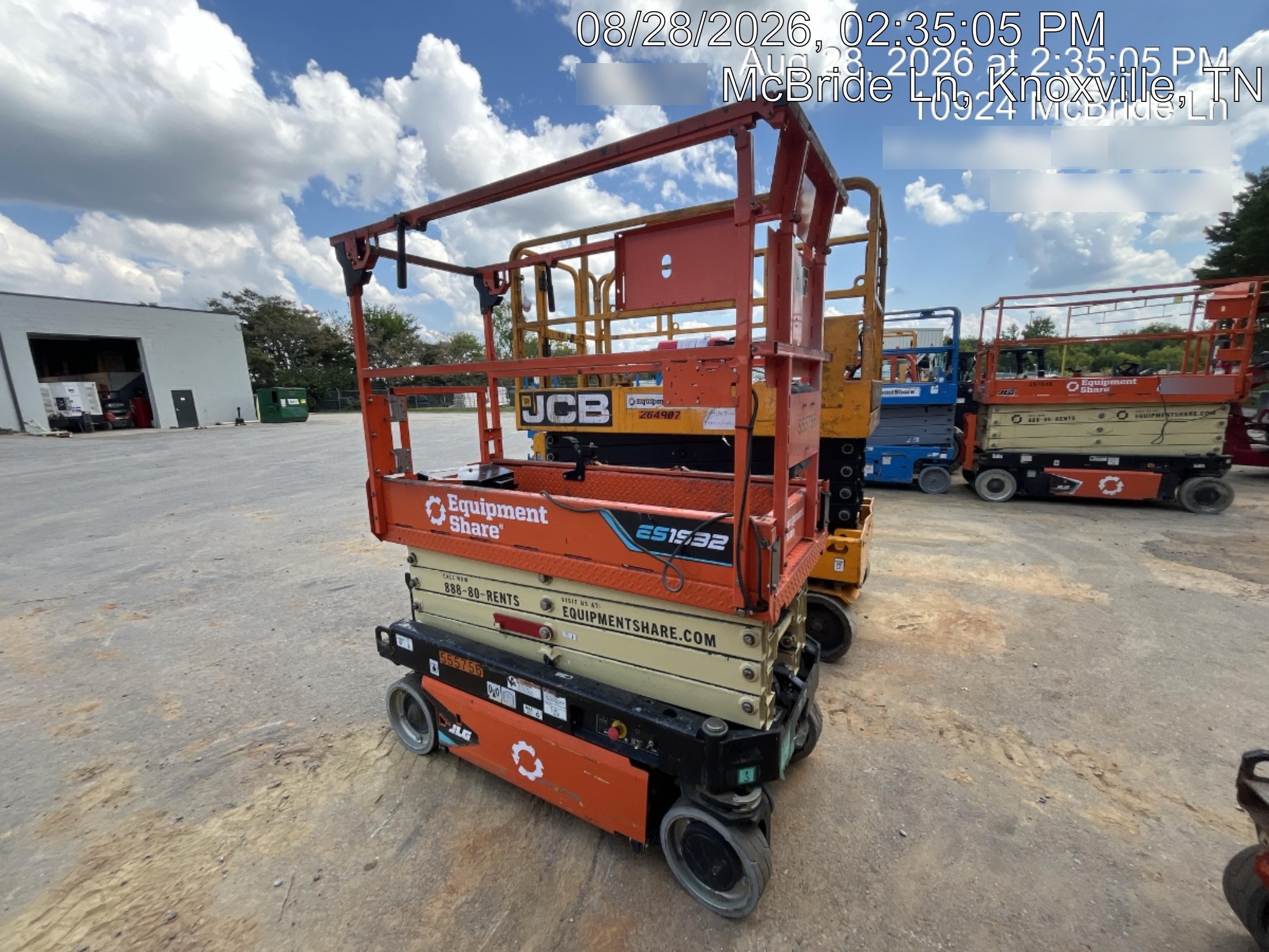 2025 JLG ES1932