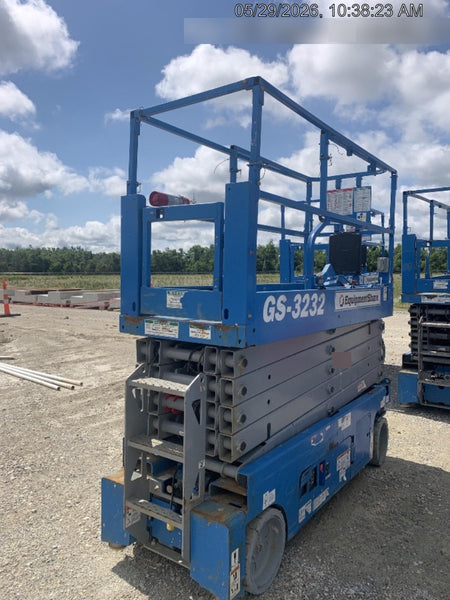 2022 GENIE GS-3232