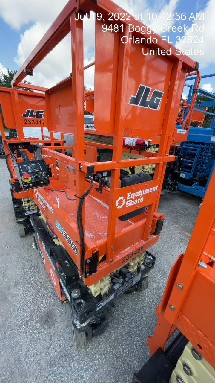 2022 JLG ES1330L