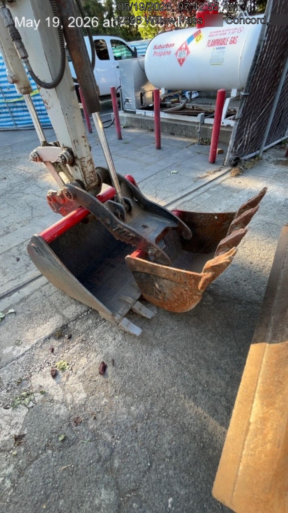 2022 TAKEUCHI TB235-2R
