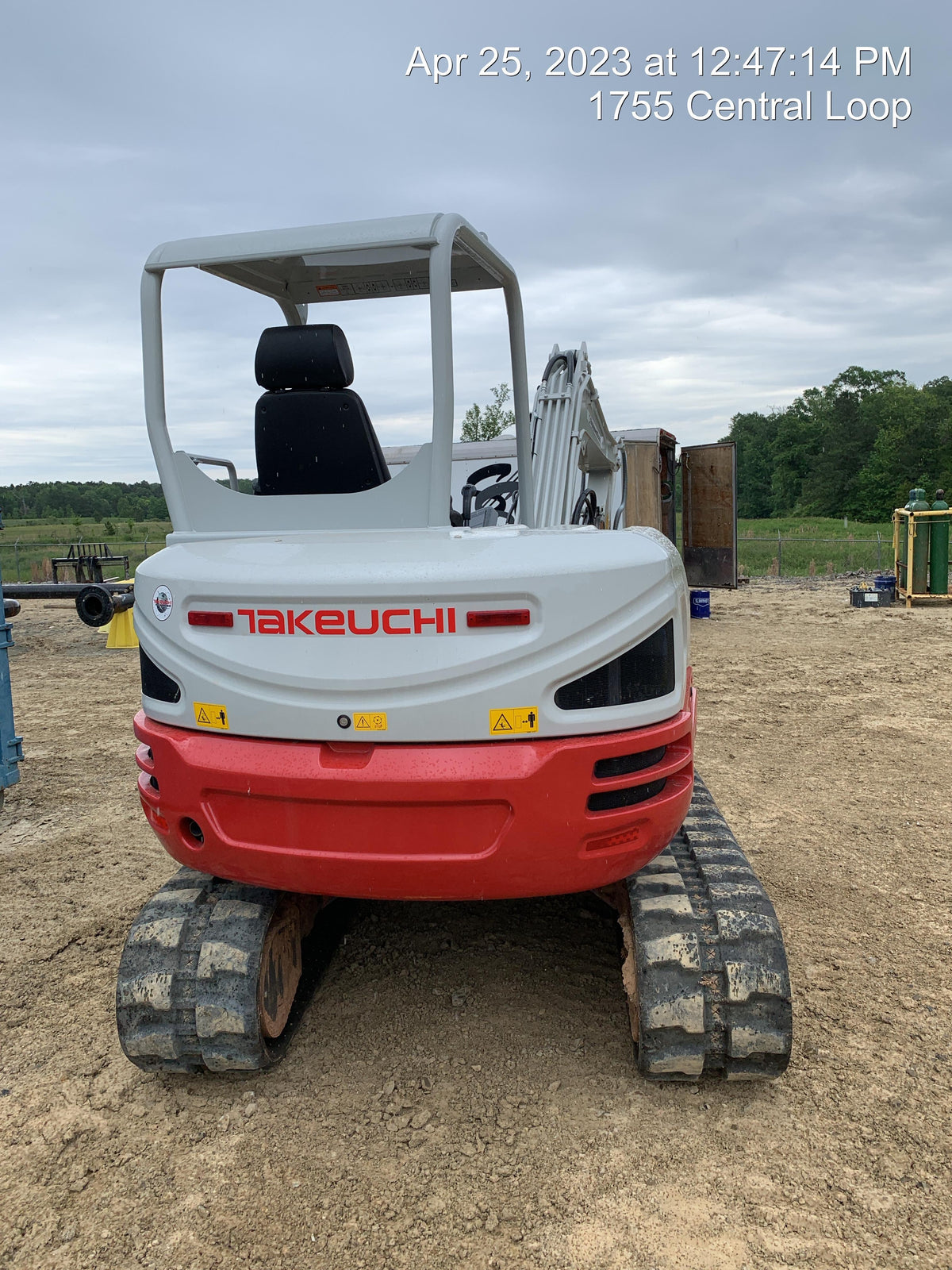 2023 TAKEUCHI TB250-2R