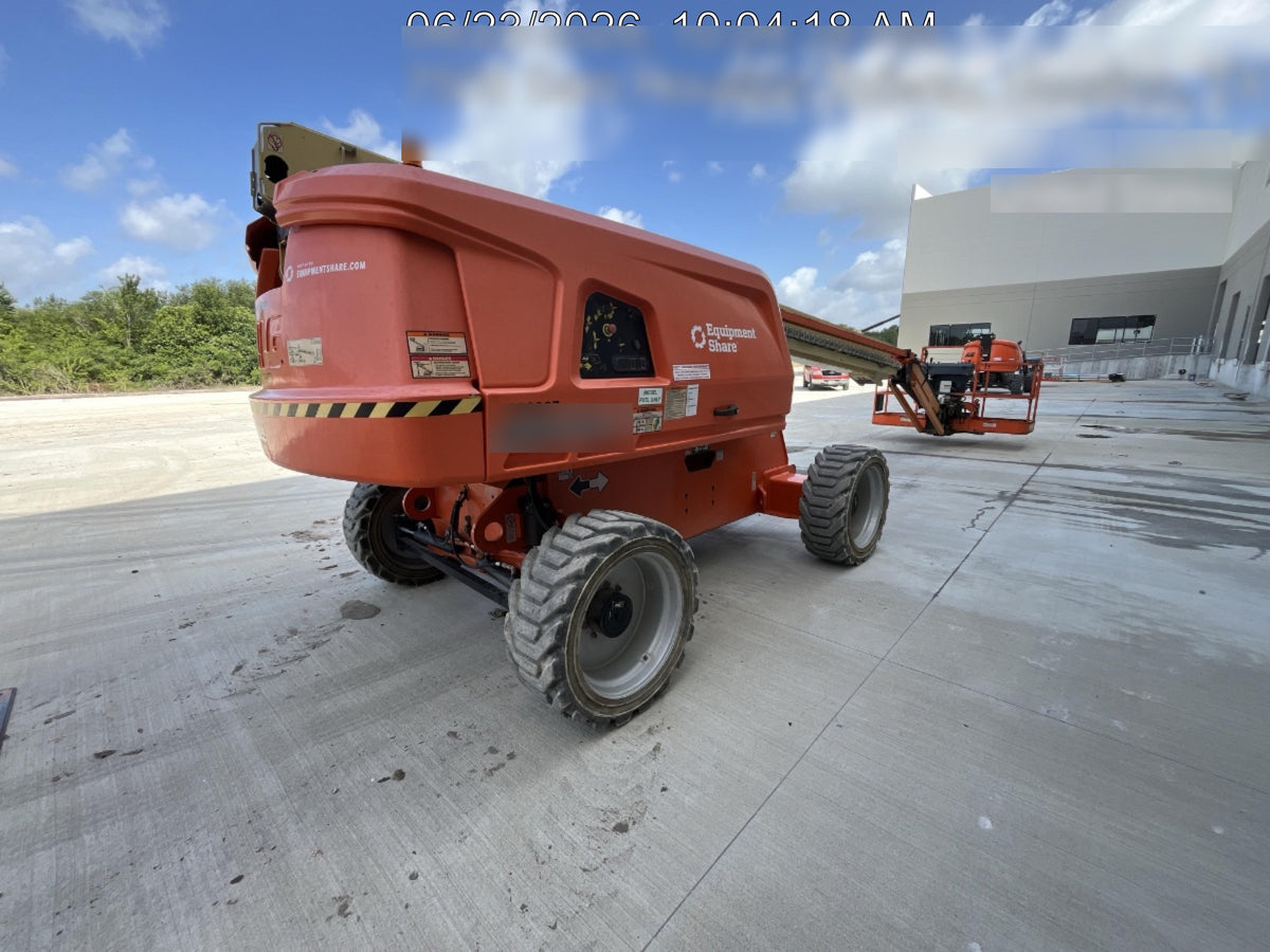 2023 JLG 660SJ