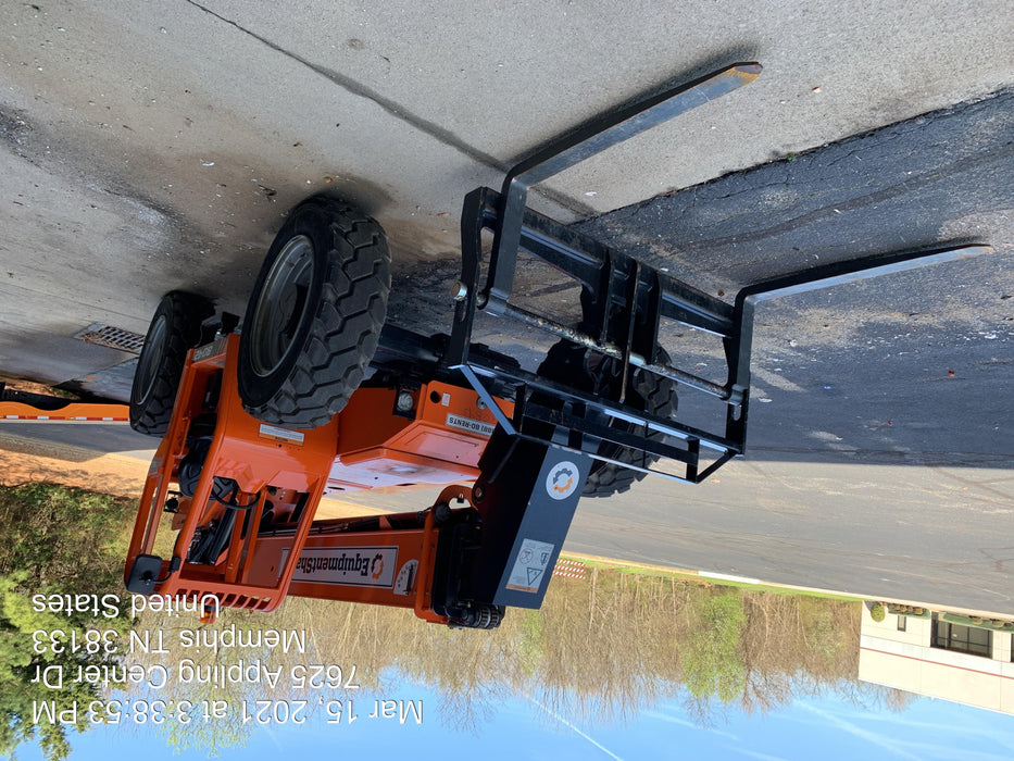 2020 Skytrak 8042 74 Hp, FF Tires, Work Lights, Beacon, Aux Hydraulics, Back up Alarm, Lifting Eye, ES Decals