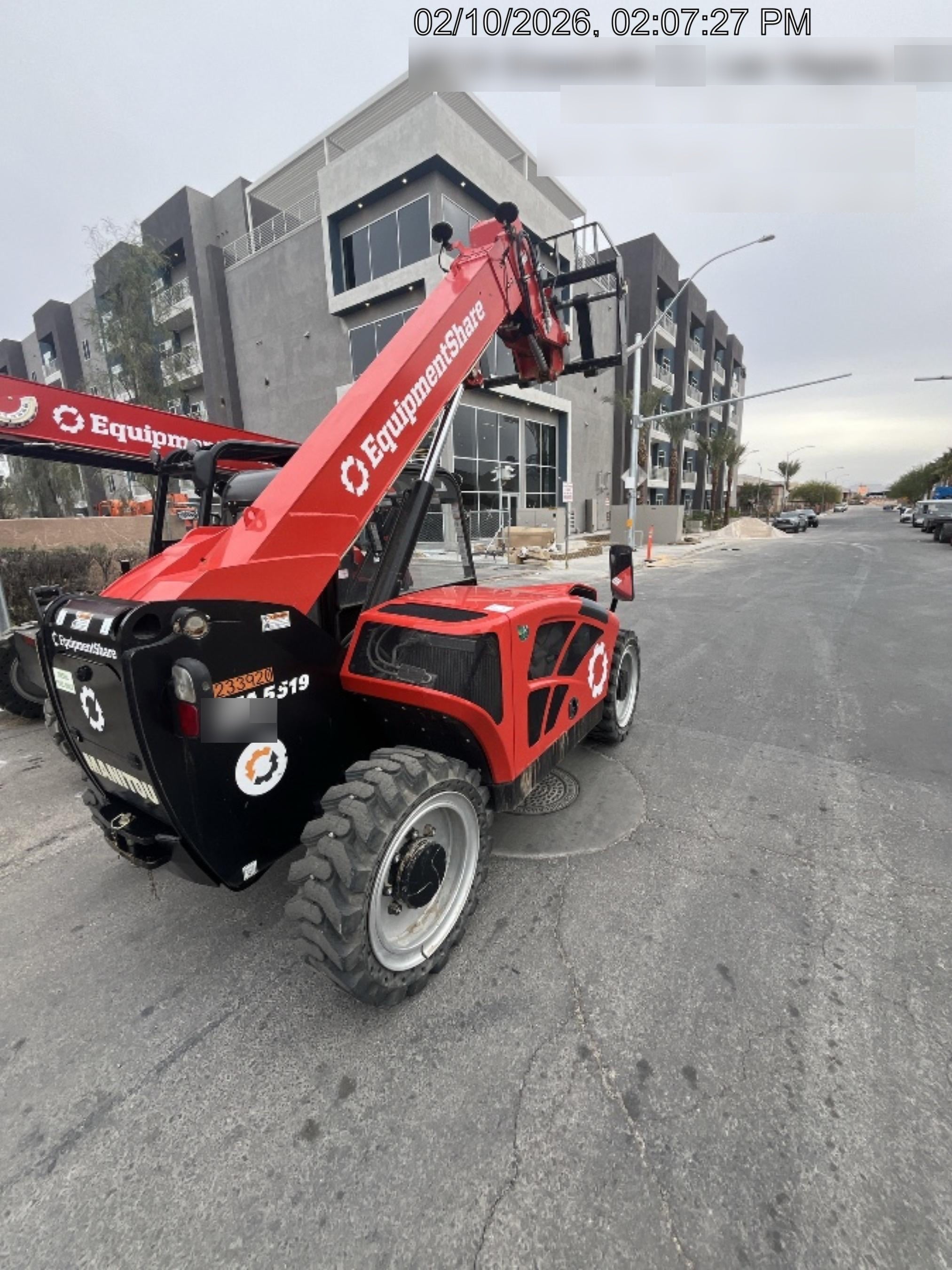2022 MANITOU MTA5519