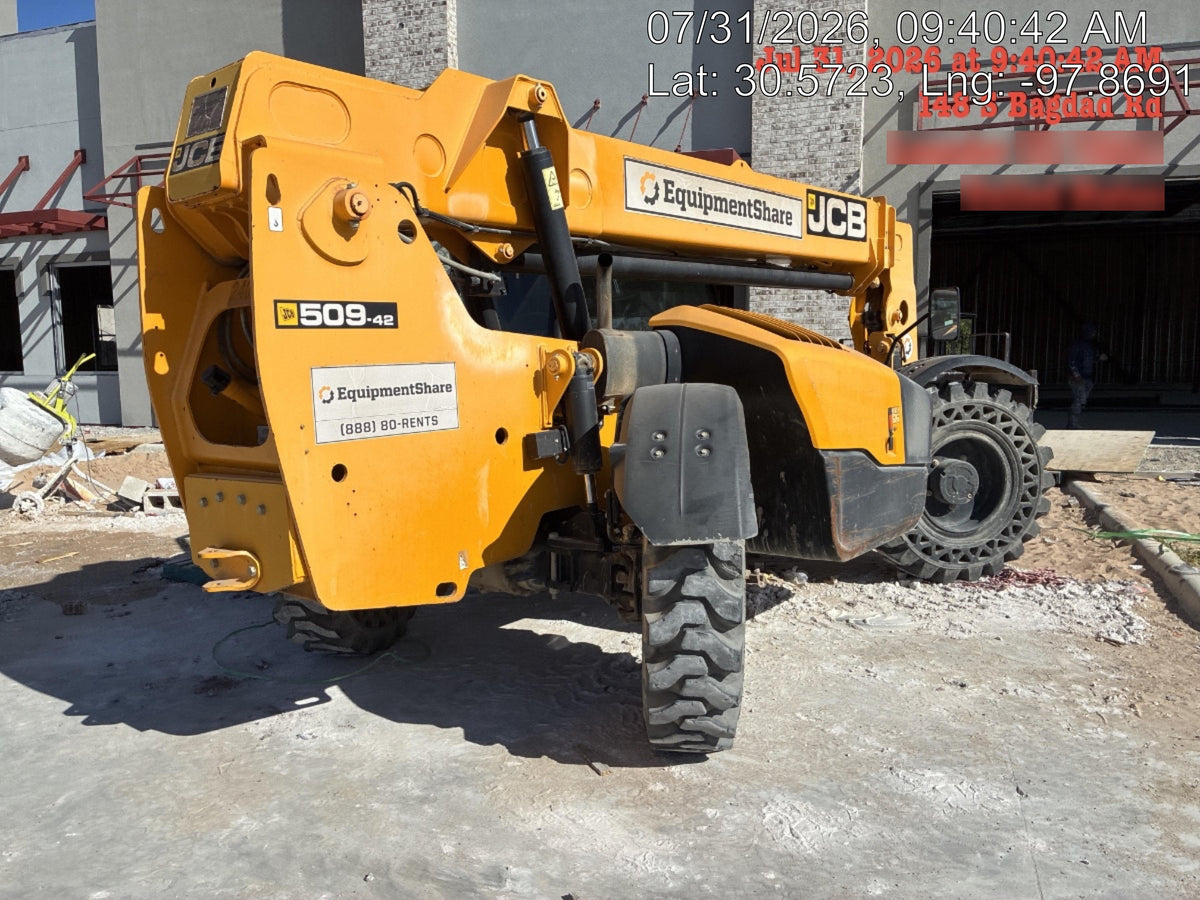 2018 JCB 509-42 JCB 509-42 Enclosed Cab, 74 HP, Solid Tires, Worklights, Beacon, Aux Hydraulics, Lifting Eye
