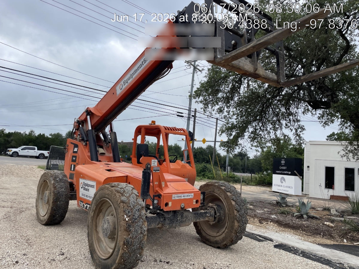 2021 SKYTRAK 8042
