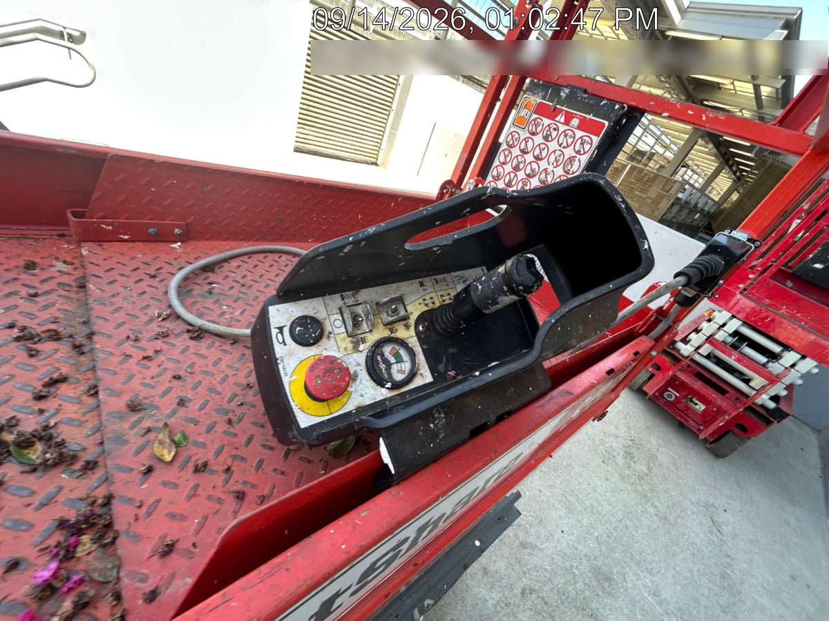 2020 Skyjack SJIII-3219 Solid NM Tires, Half height spring hinged entry gate, Dual Beacons, 800W Inverter