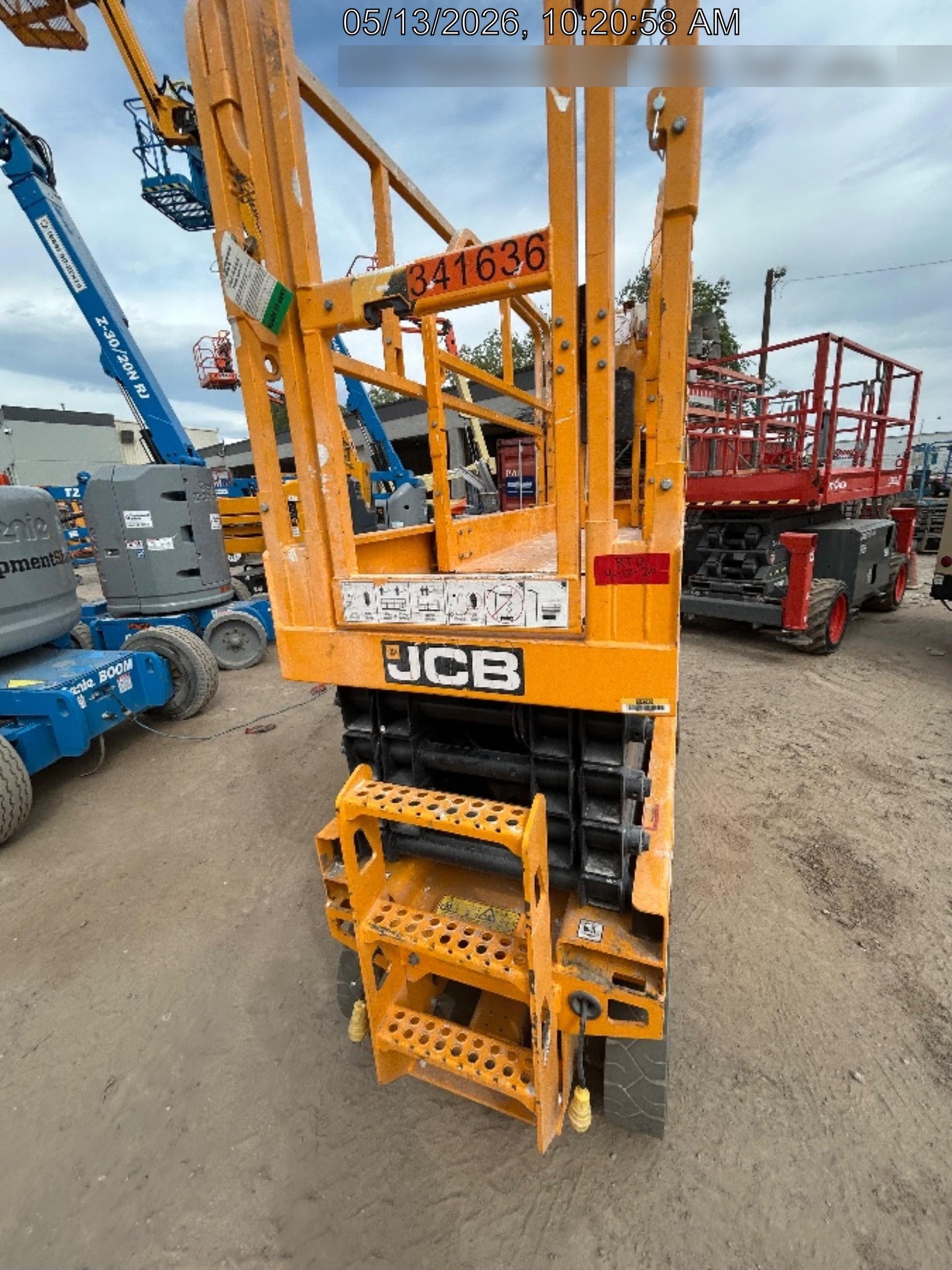 2023 JCB S2632E