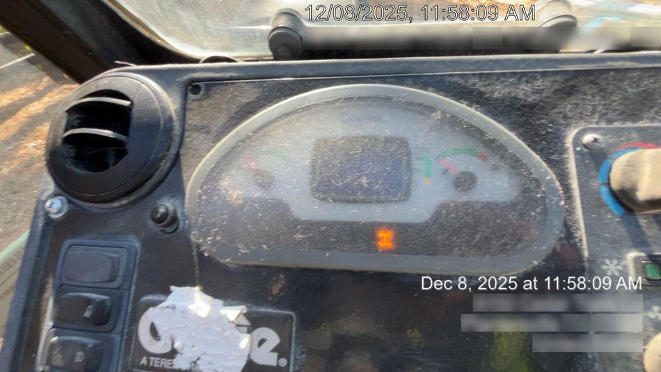 2019 Genie GTH-636 Genie GTH-636 w/Enclosed Cab w/HVAC, Work Lights, Solid Tires, Beacon, 48" Carriage and Forks