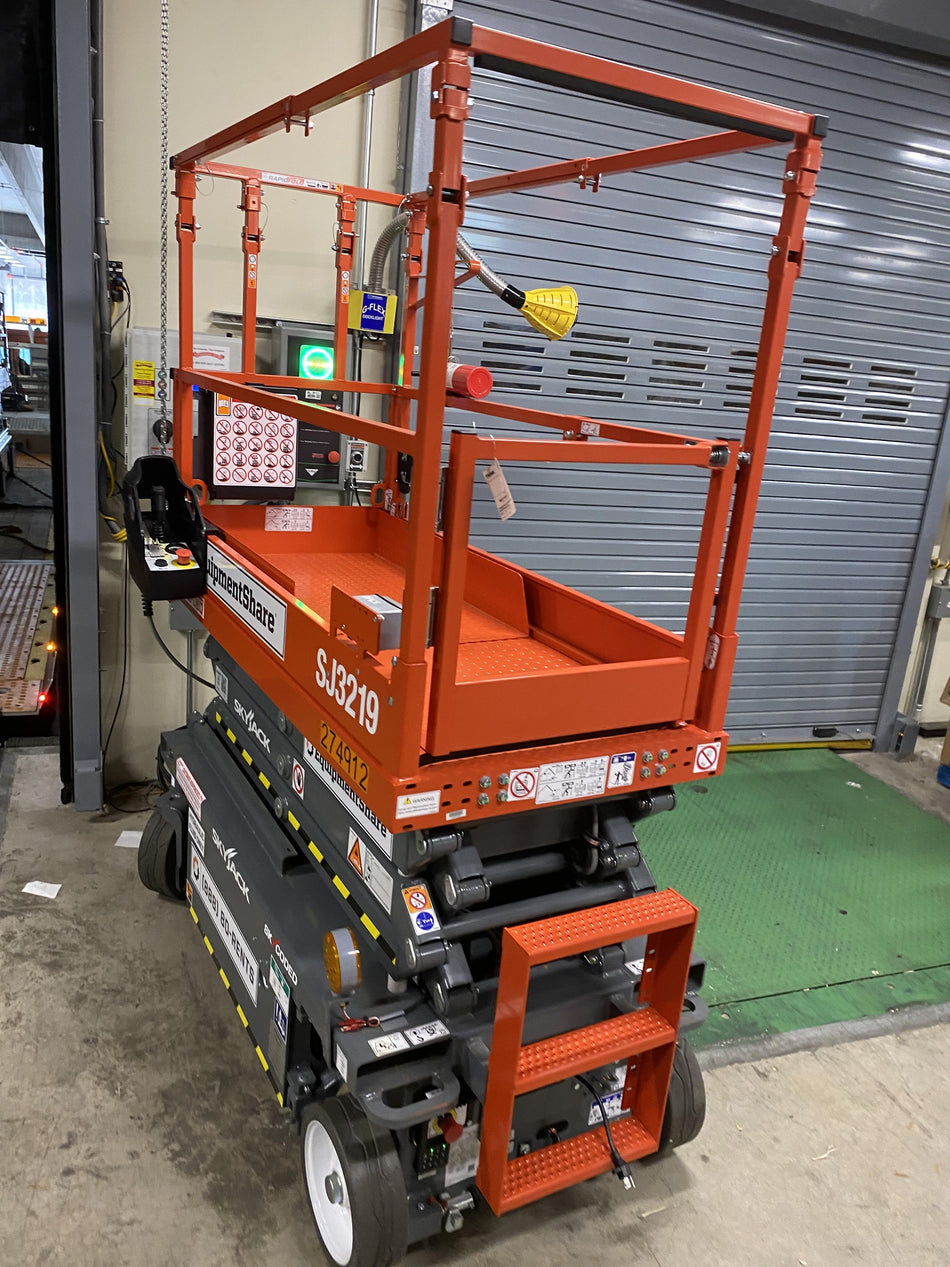 2023 SKYJACK SJ3219