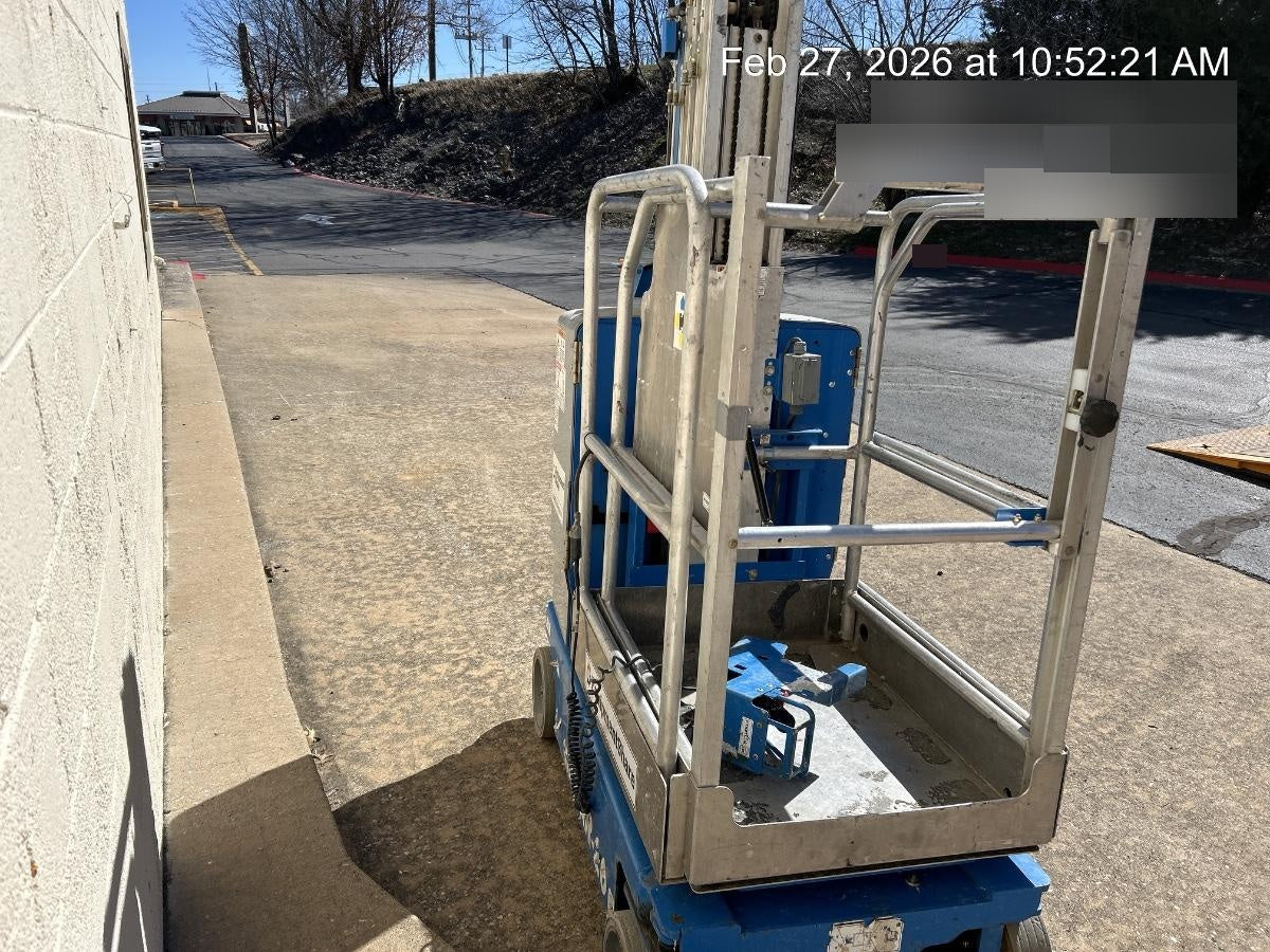 2019 GENIE GR-20