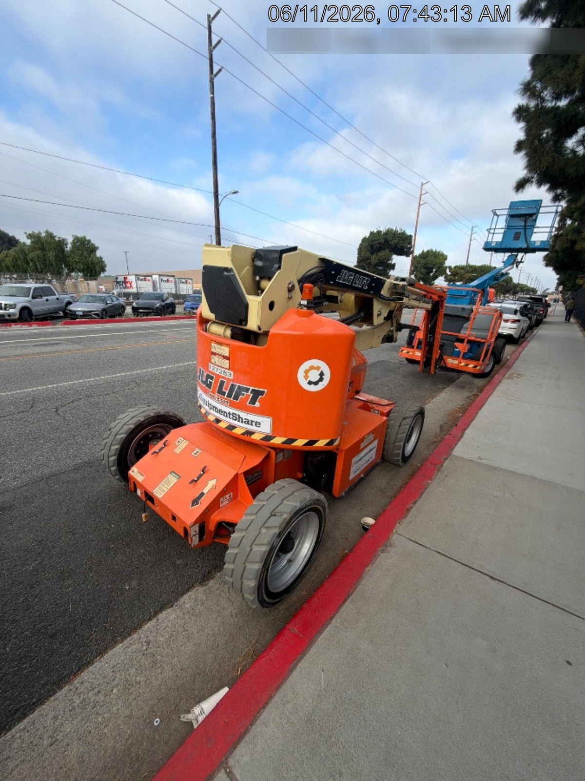 2021 JLG E450AJ