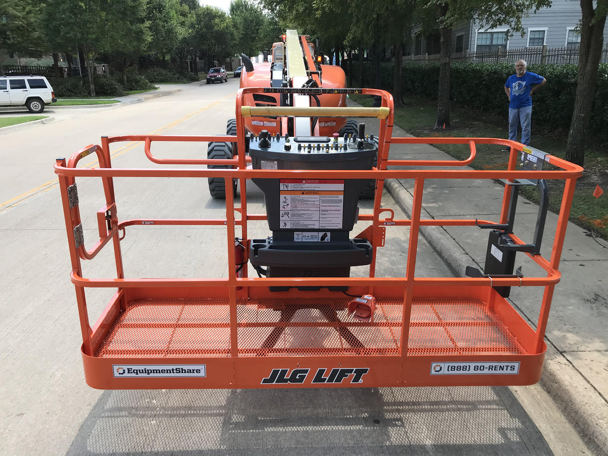 2021 JLG 600AJ