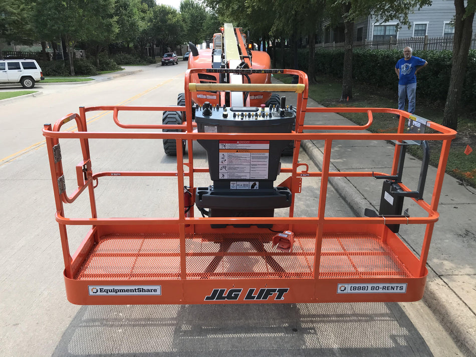 2021 JLG 600AJ