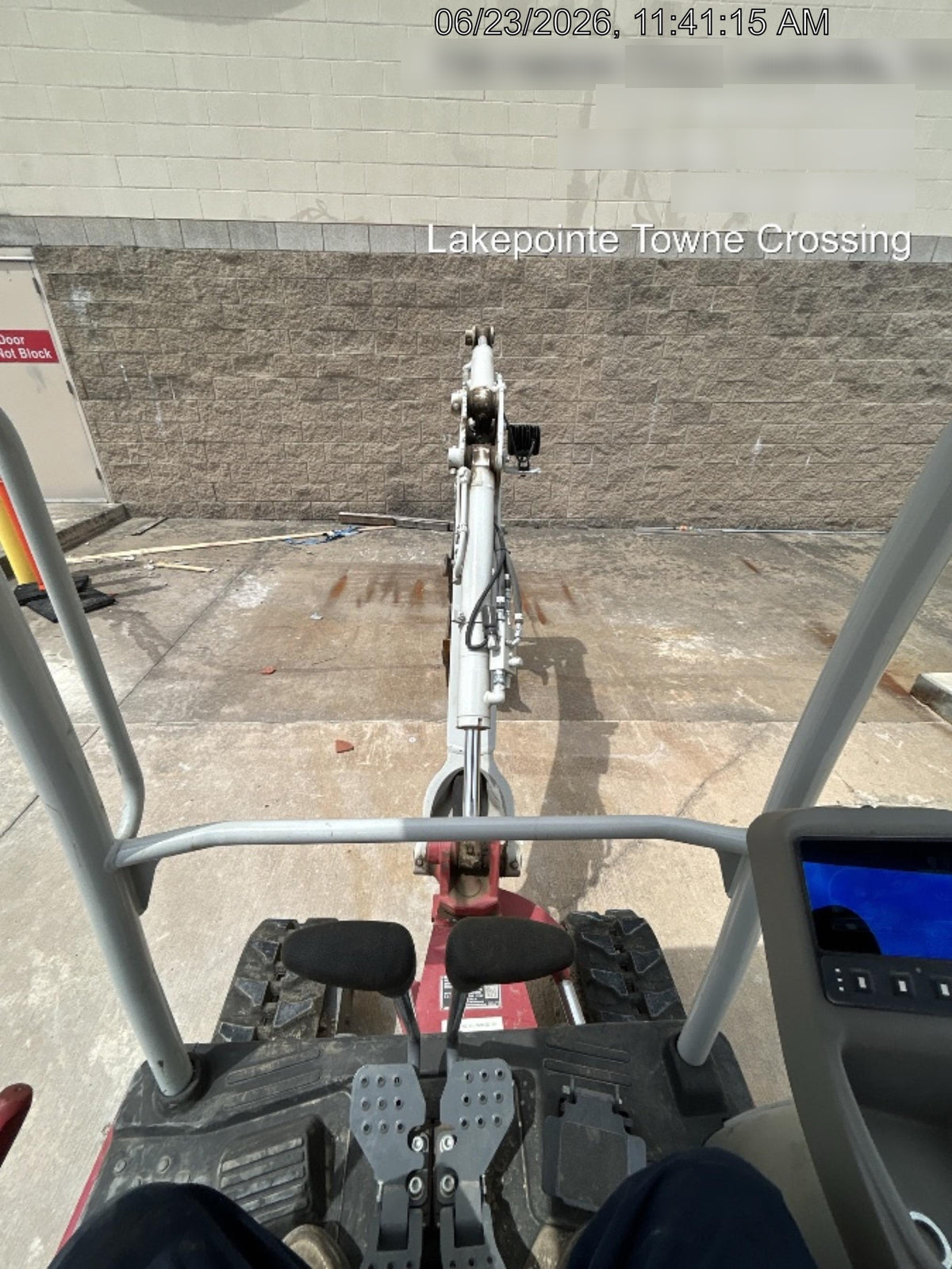 2023 TAKEUCHI TB20e