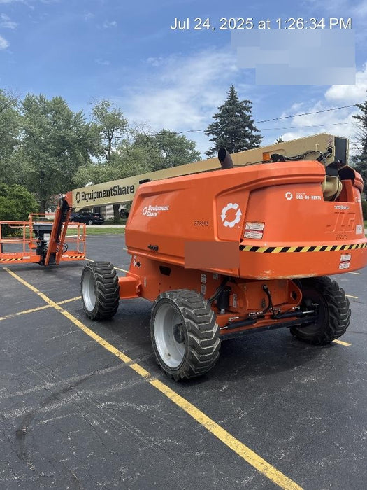 2022 JLG 660SJ
