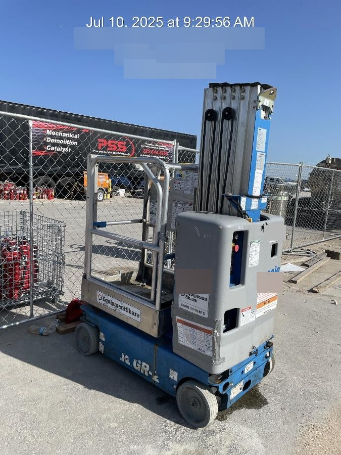 2019 GENIE GR-20