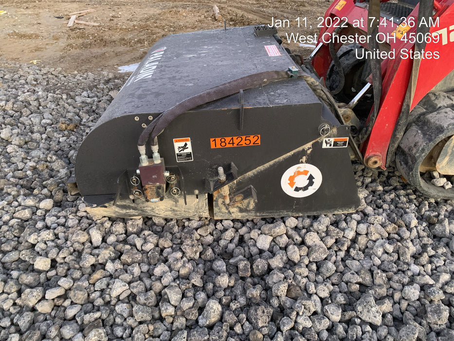 2021 PALADIN Sweepster SB72