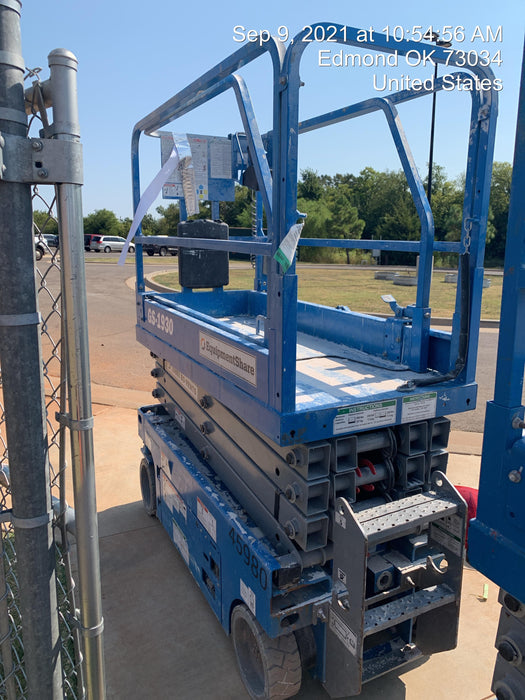 2019 Genie GS-1930 Fixed rails with chain Entry