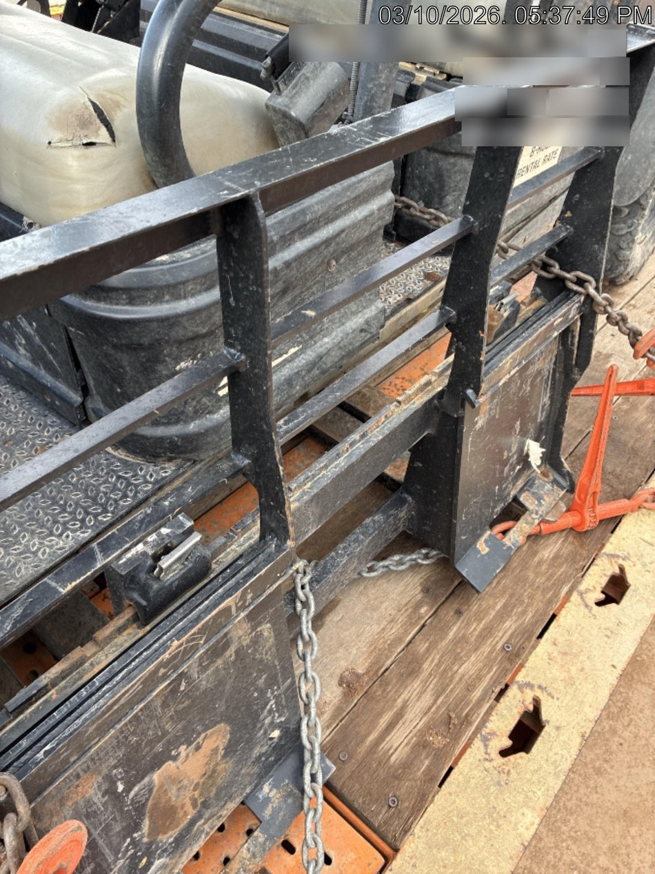 2025 ARROW MATERIAL HANDLING F5100CB - 72"