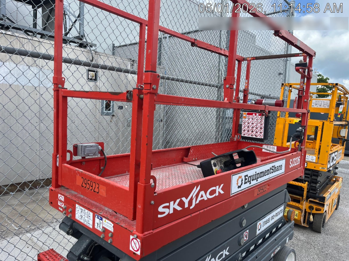 2023 SKYJACK SJ3226