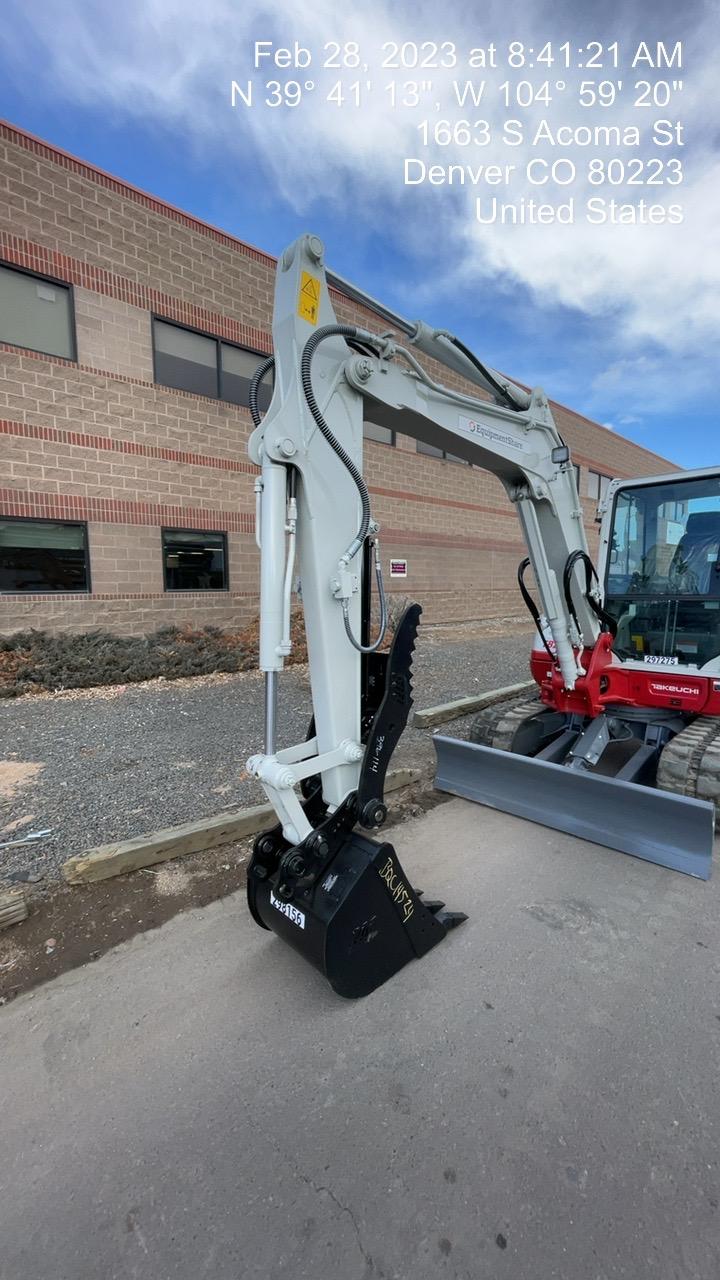 2023 TAKEUCHI TB250-2CR