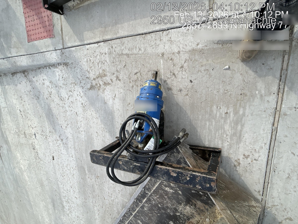 2023 AUGER TORQUE 3300-30