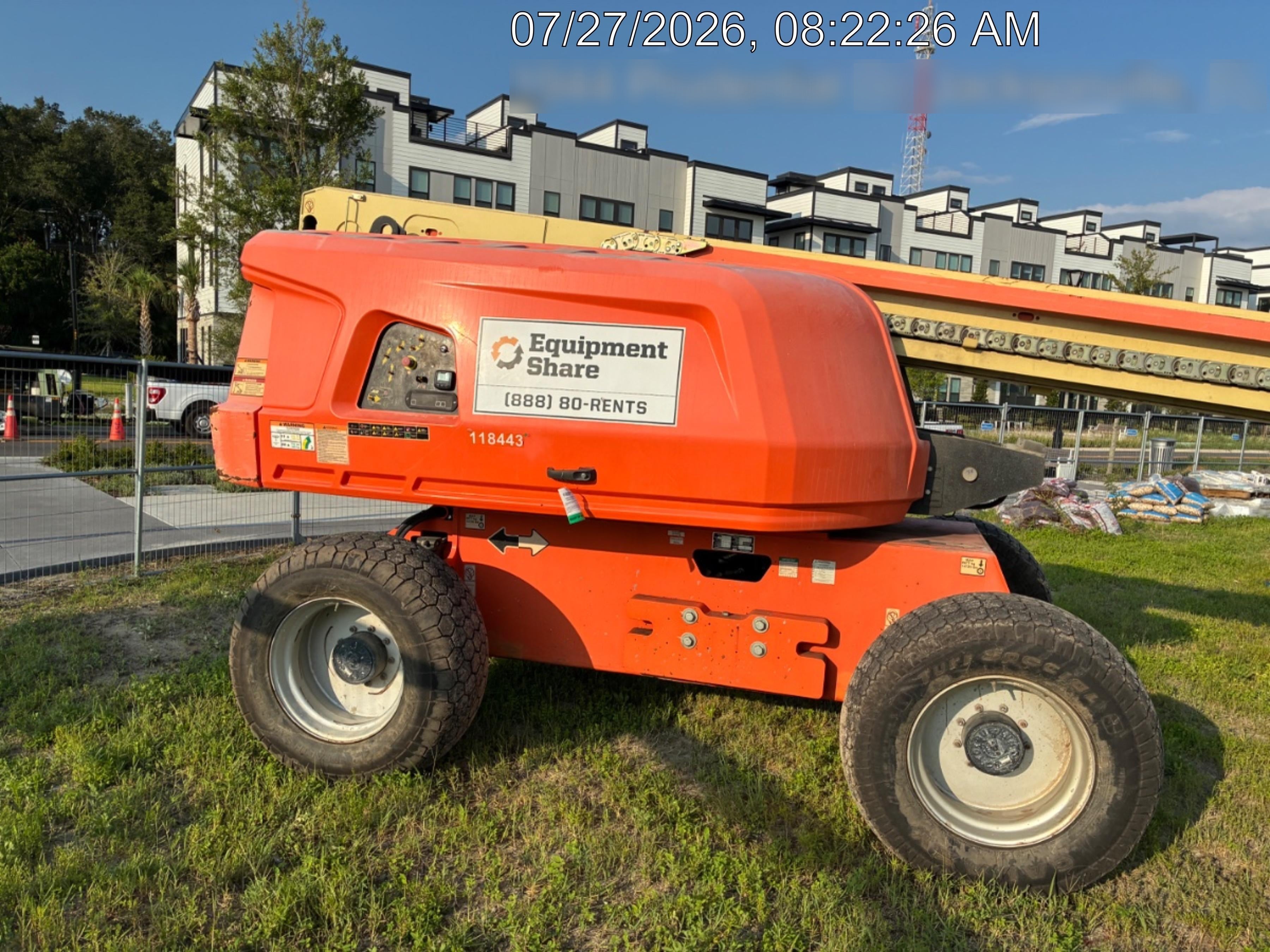 2021 JLG 660SJ