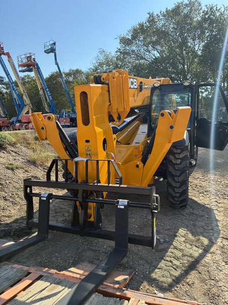 2026 JCB 512-56