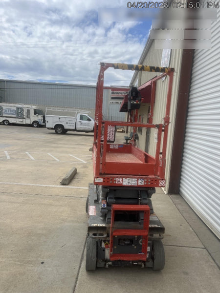 2020 Skyjack SJIII-3219 Solid NM Tires, Half height spring hinged entry gate, Dual Beacons, 800W Inverter