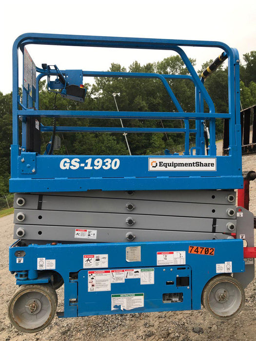 2020 Genie GS-1930 Fixed rails with chain entry gate - Pre A92.20