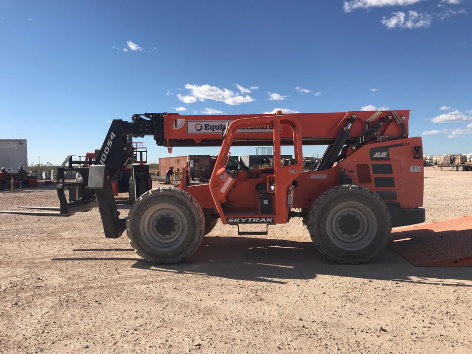 2021 SKYTRAK 10054